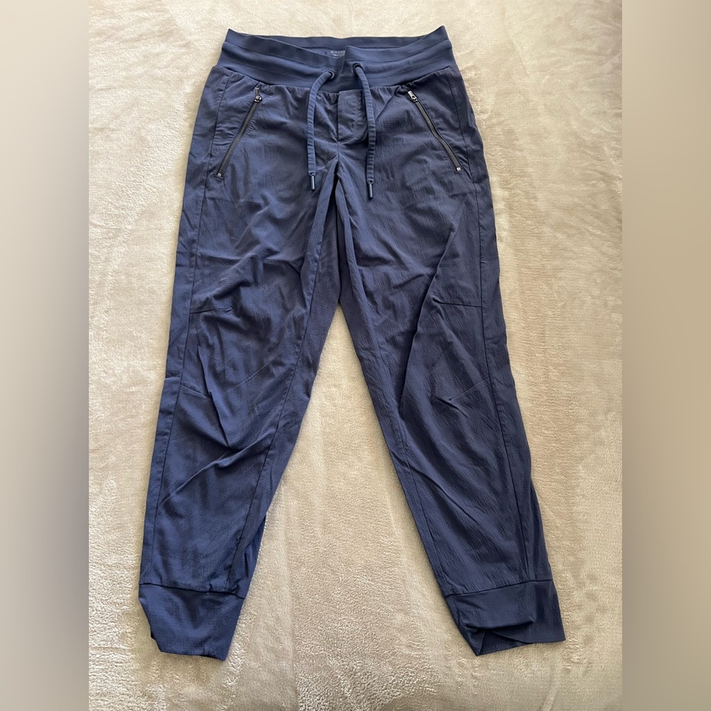 ATHLETA Blue Trekkie North Joggers Moisture Wicking Tear-Resistant Hiking